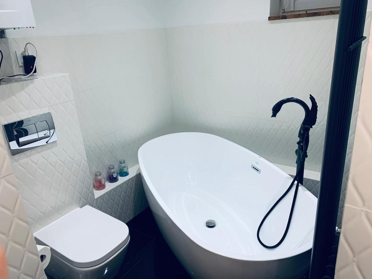 Apartament z Miłościa Boguszów-Gorce Zewnętrze zdjęcie