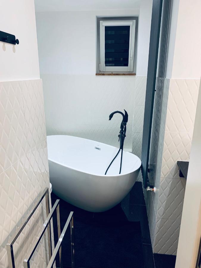 Apartament z Miłościa Boguszów-Gorce Zewnętrze zdjęcie